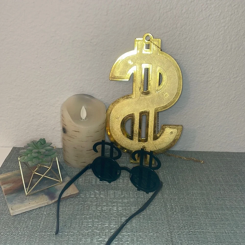 #77 Dollar Sign Sunglasses and Fake Gold Chain 💵